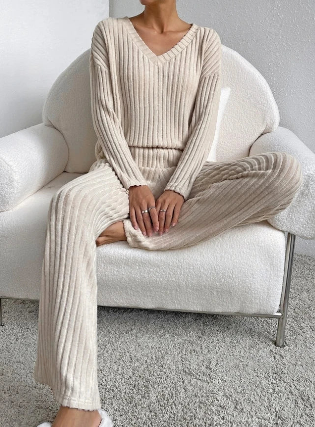 Casual 2-Piece Loungewear Set - TechShed
